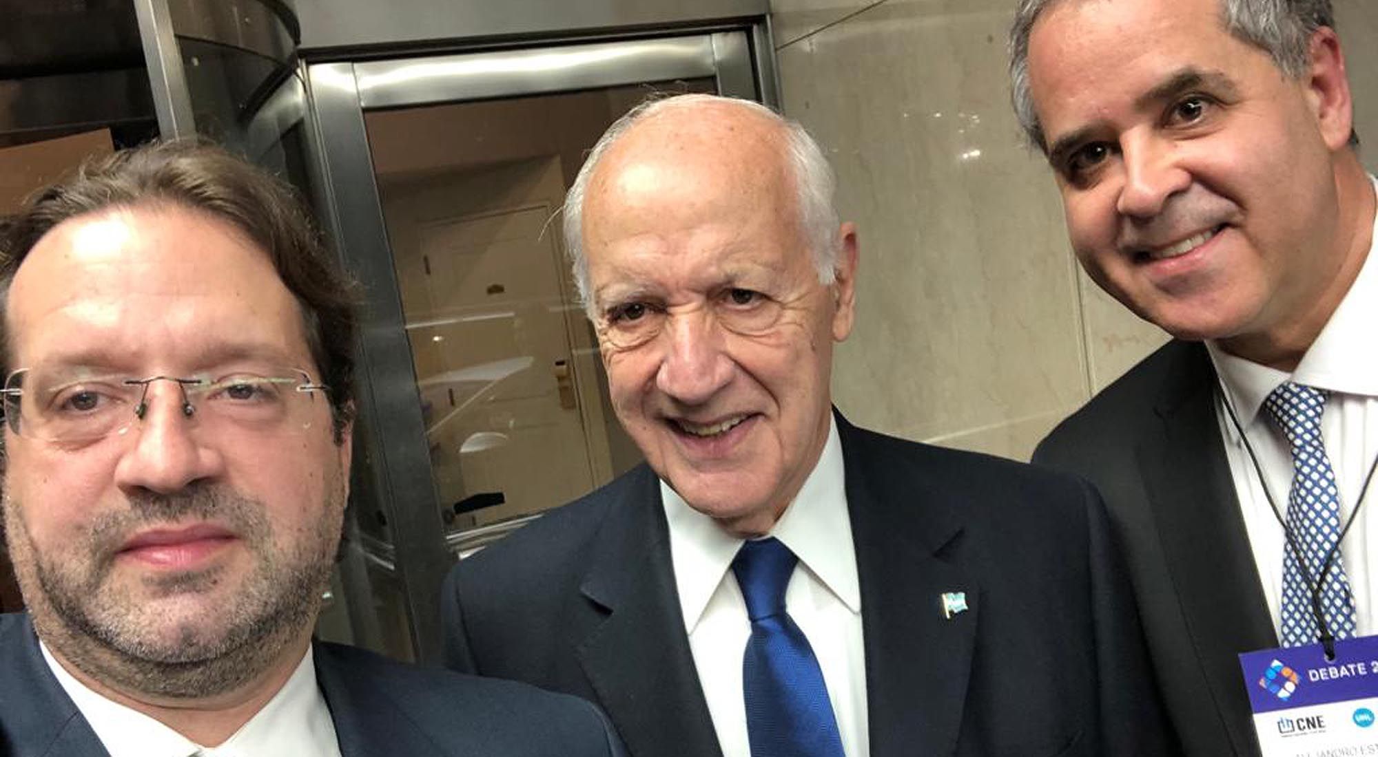 Guiños de Lavagna a Alberto: "Es más fácil coincidir con su línea de pensamiento"