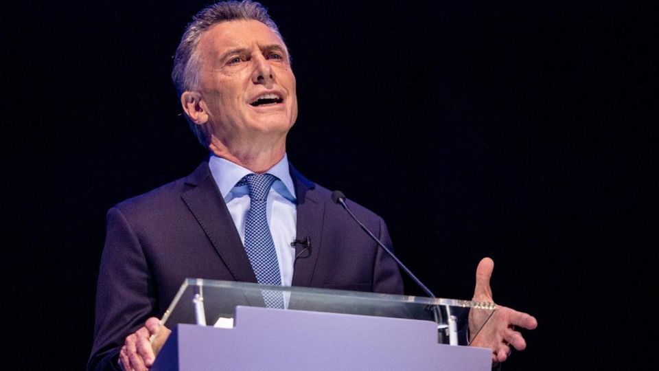 Los candidatos debaten sus propuestas