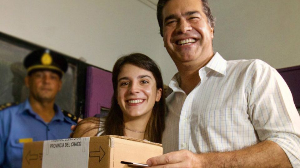 Capitanich, votando este domingo 13 de octubre en las elecciones chaqueñas.