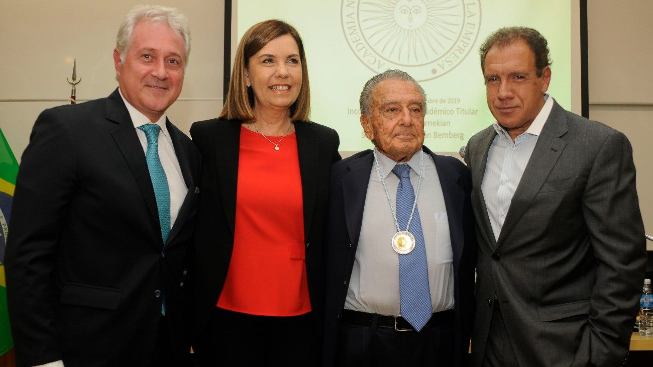 Matías Patanian, Liliana Parodi, Eduardo Eurnekian y Daniel Hadad.