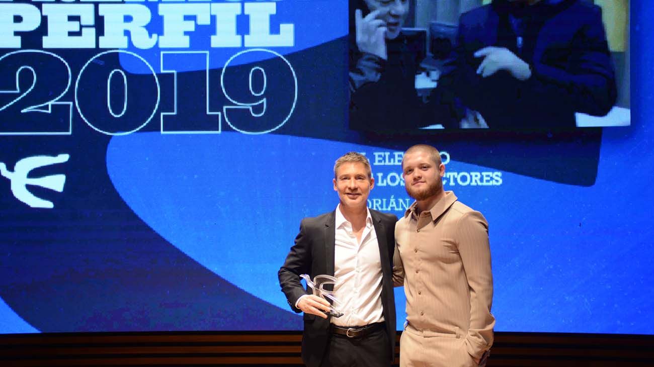 Adrián Suar junto a su hijo Tomás Kirzner González.