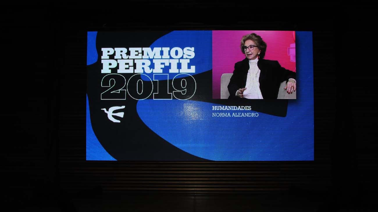 La actriz Norma Aleandro, Premio Perfil en la categoría Humanidades.