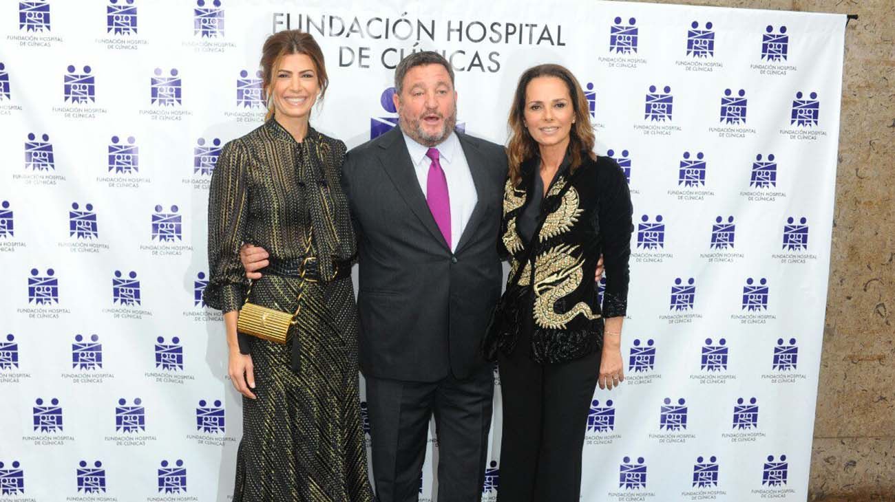 Juliana Awada en la noche solidaria de la Fundación de Asistencia Social del Hospital de Clínicas