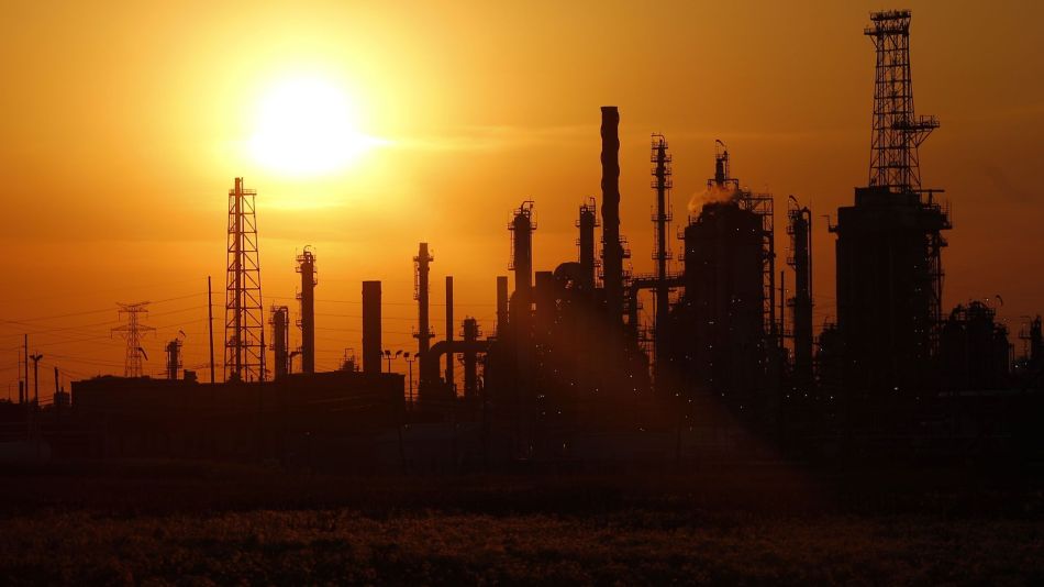 The BP-Husky Toledo Refinery As World Gas Output Stalls While Prices Hit U.S. Shale