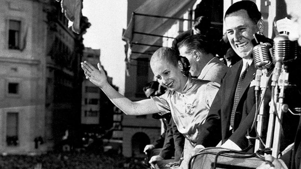 El general Perón y su esposa, Eva Duarte.