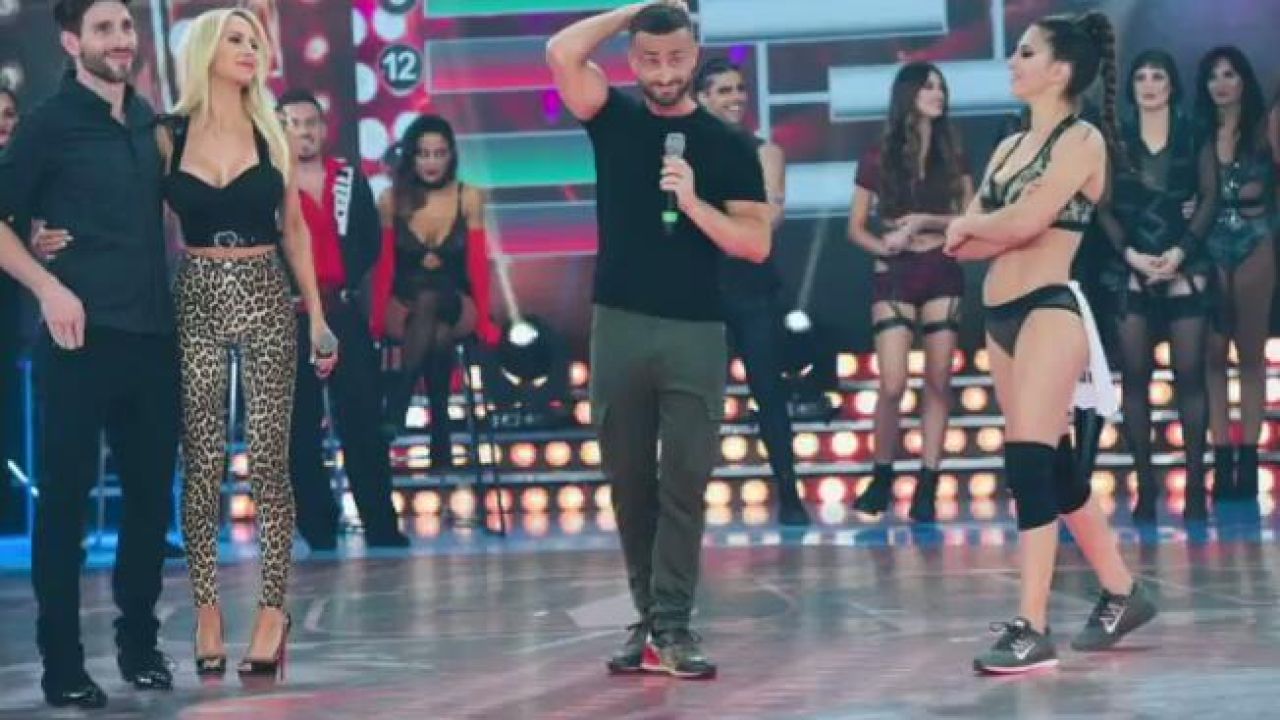 Luciana Salazar y Cinthia Fernández: tenso cruce en la pista del Bailando |  Caras