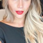 Barbie Vélez, ahora rubia, en la campaña de Hera