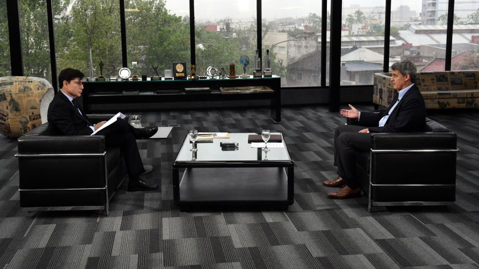 Adolfo Prat-Gay, en la entrevista con Jorge Fontevecchia.