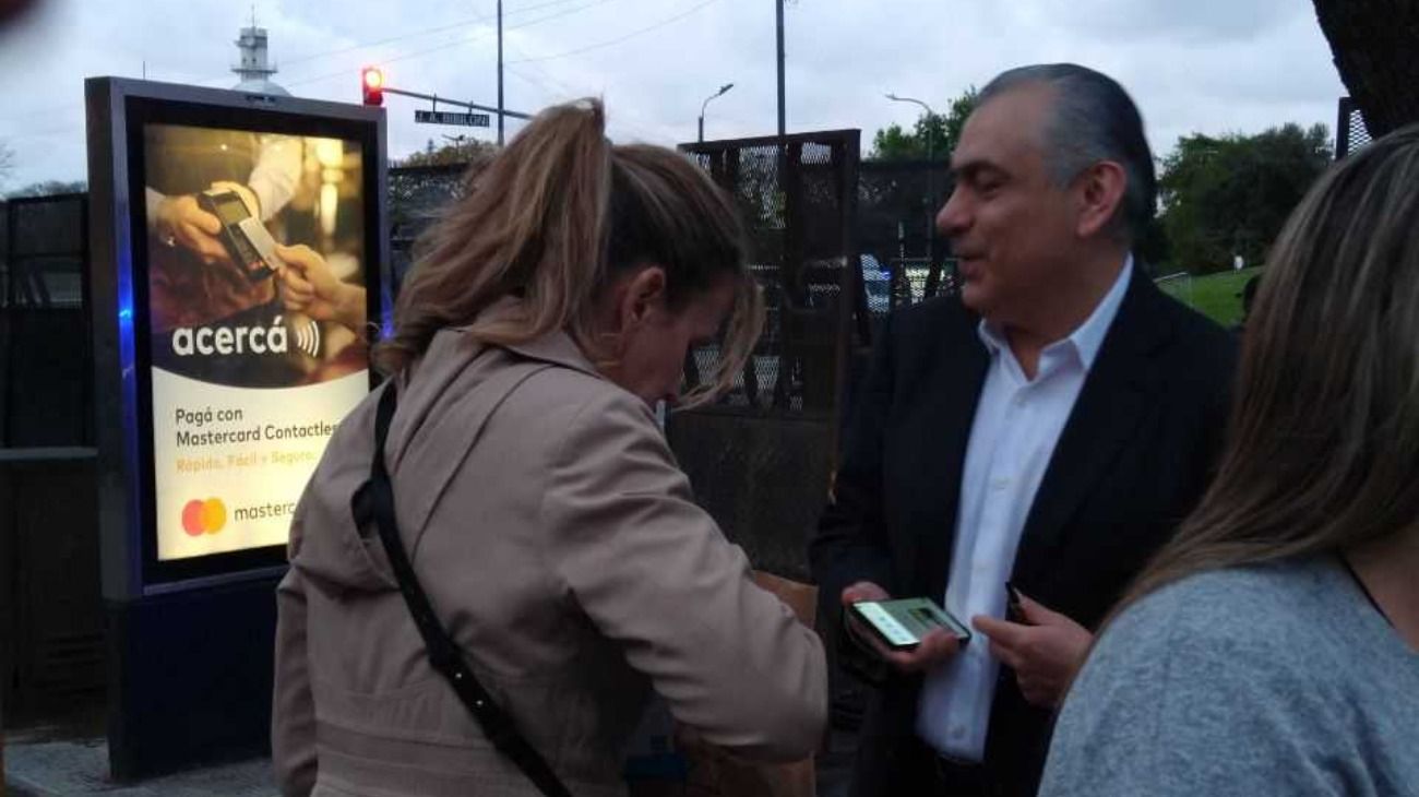 Los primeros invitados en llegar al debate en la Facultad de Derecho de la UBA.