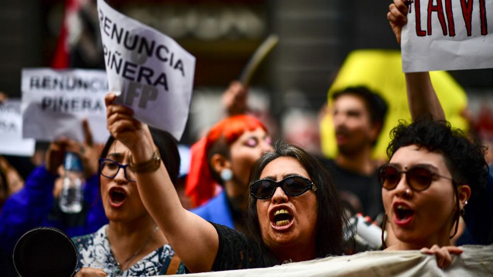 Protestas frente al consulado de Chile en Buenos Aires.