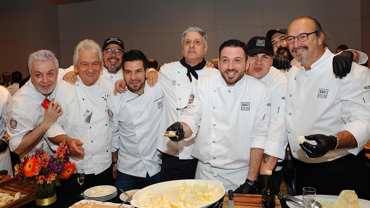 Roberto Ottini, Pedro Picciau, Donato, Leonardo Fumarola, Maurizio De Rosa, Alberto Giordano y Mauri Crivellin.