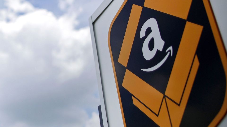 CIA Tech Official Calls Amazon Cloud Project `Transformational'