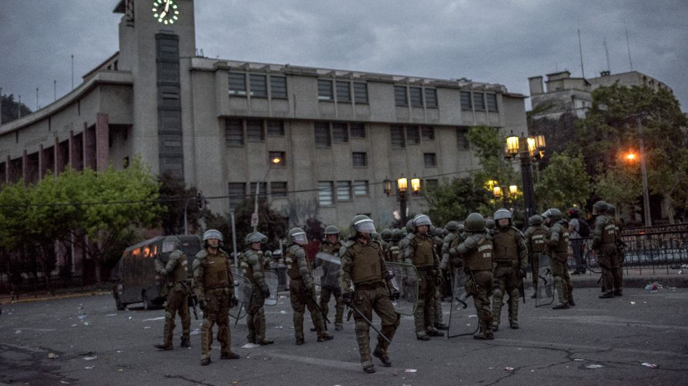 Los militares en las calles de Santiago de Chile.