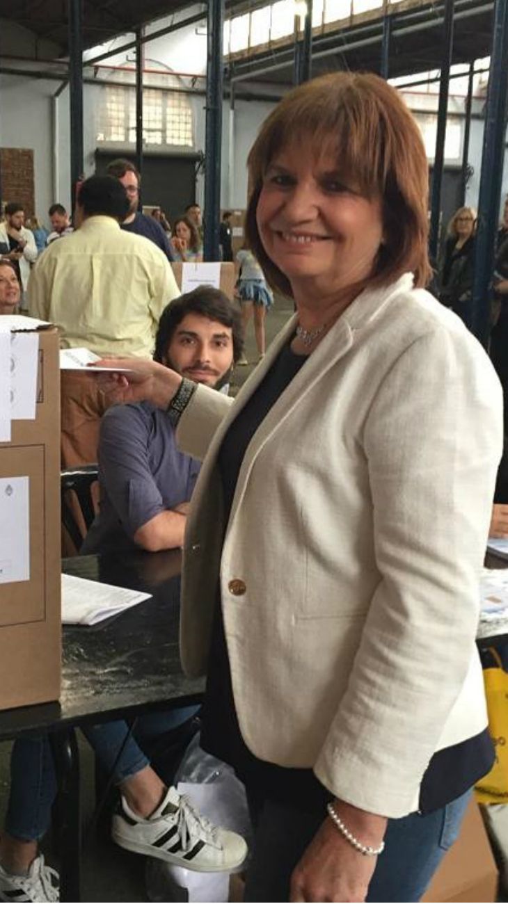 Diferentes looks a la hora de votar