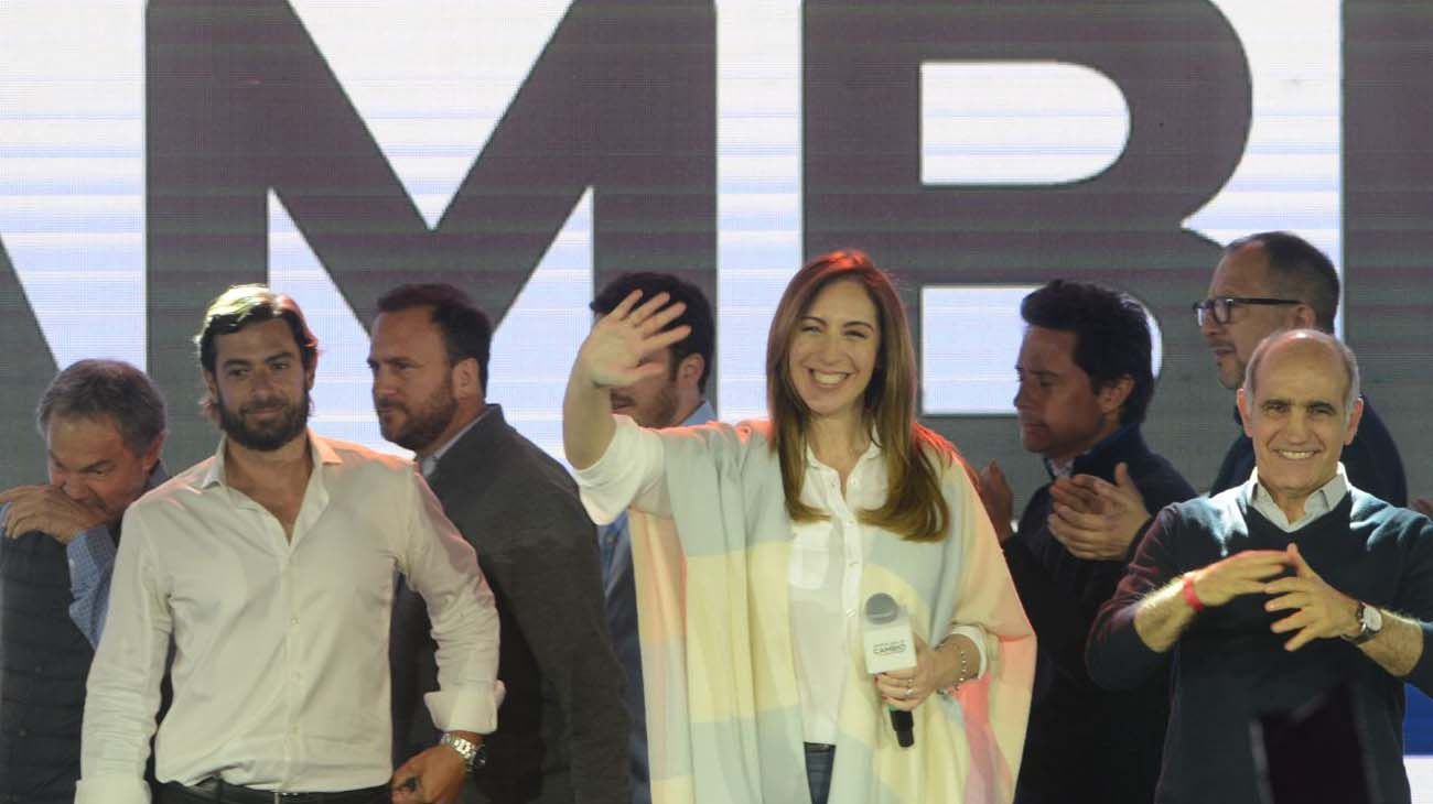 María Eugenia Vidal reconoce la derrota. Felicitó a Axel Kicillof por su excelente elección.