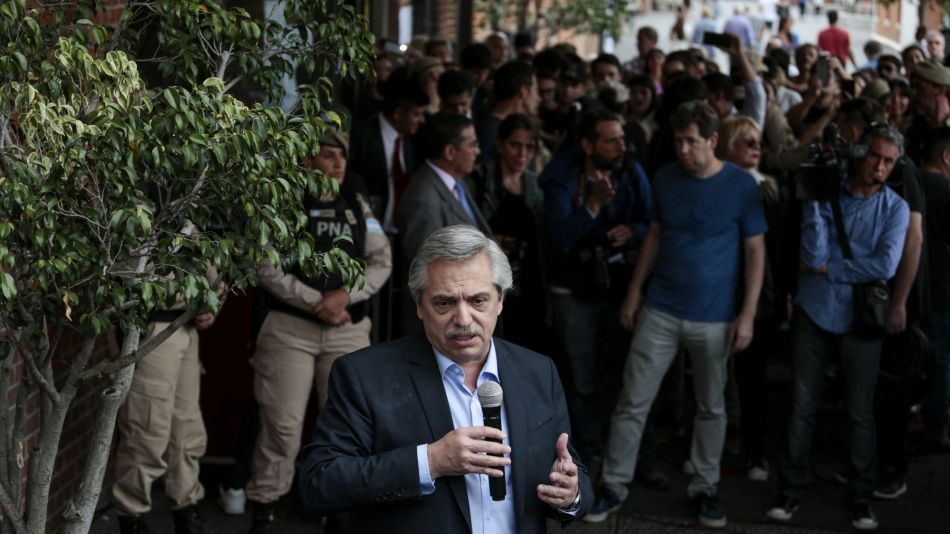 Argentines Vote In The First Round General Election