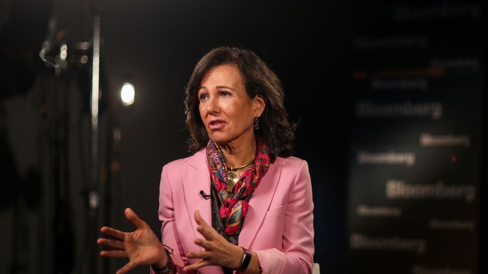 Banco Santander SA's Chairman Ana Botin Targets $1.4 Billion of Savings in New Strategic Plan