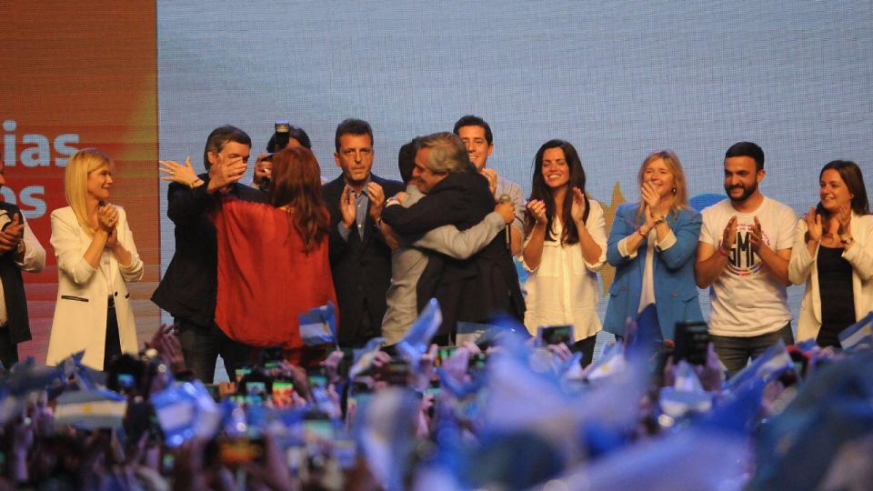 El festejo del Frente de Todos.