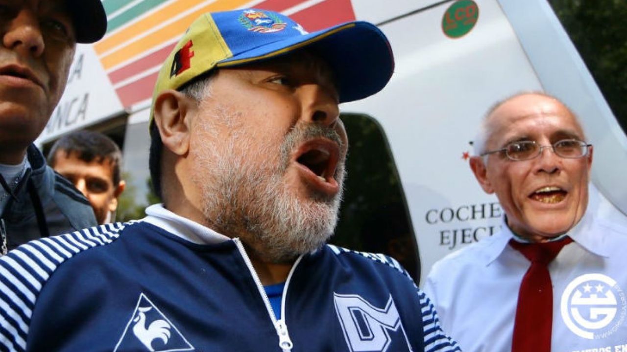 442 Maradona se mostró feliz y advirtió a los dirigentes