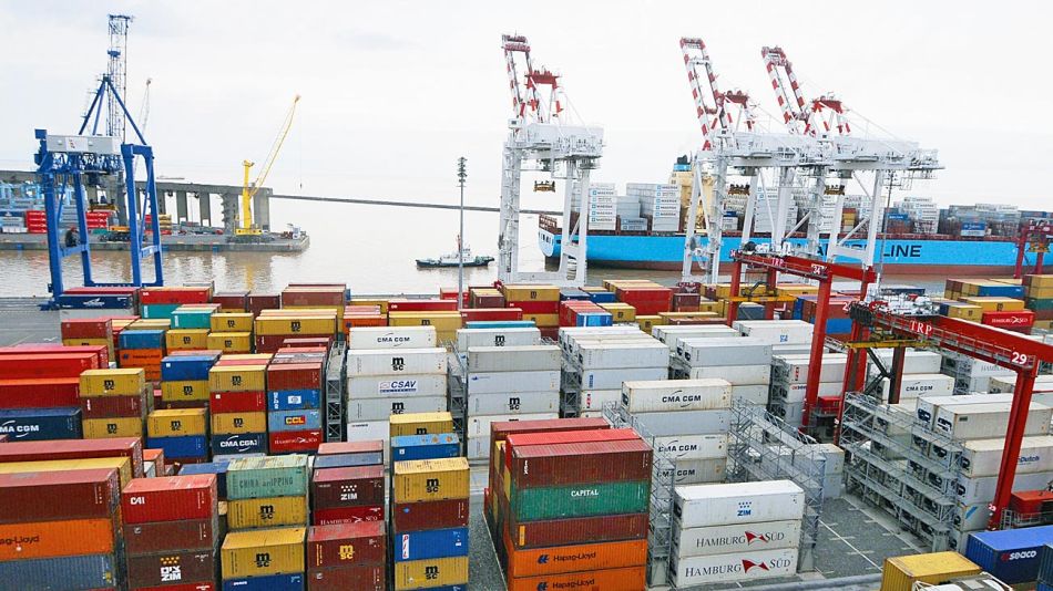 20190211_exportacion_containers_puerto_cedoc_g.jpg