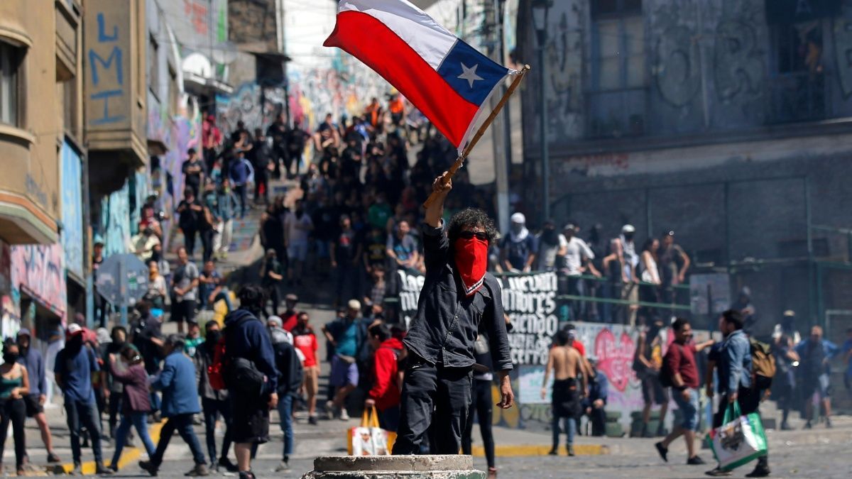 CORDOBESES EN CHILE. Los futbolistas coinciden en que, por las protestas, no están dadas las condiciones para que se reanude el torneo.