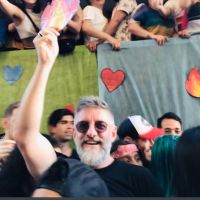 Luis Novaresio y su novio se divirtieron en la Marcha del Orgullo
