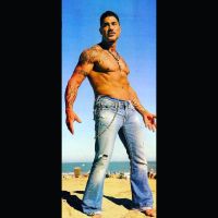 En el día de su cumpleaños mirá las fotos más excéntricas de Ricardo Fort