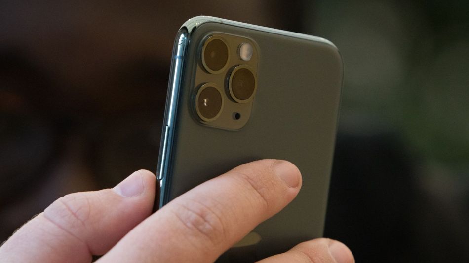 Apple Lost Ground to Huawei, Samsung Before iPhone 11 Debut
