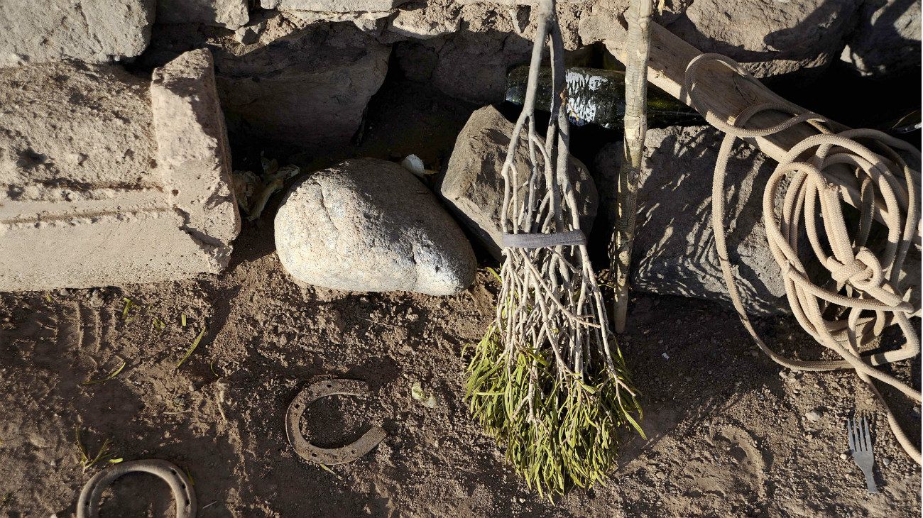 Antonio Sazo y familia crían cabras en Arro Poñigüe, al sur de la ciudad de Mendoza