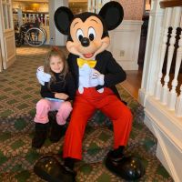 Las 13 mejores fotos del álbum de Wanda Nara y sus hijas en Disneylad París