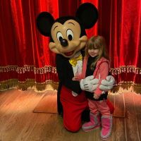Las 13 mejores fotos del álbum de Wanda Nara y sus hijas en Disneylad París