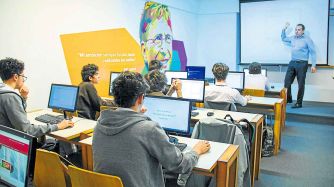 20191109_universidad_gzaucema_g.jpg