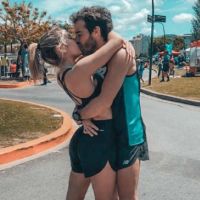 Laurita Fernández y Nicolás Cabré en una maratón