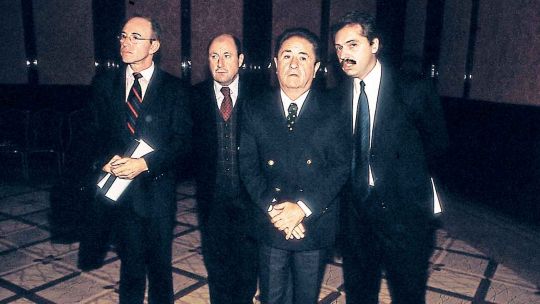 Vinculos. Duhalde dice que conoce bien a Alberto Fernández: señala que es una persona inteligente, con capacidad de negociar.