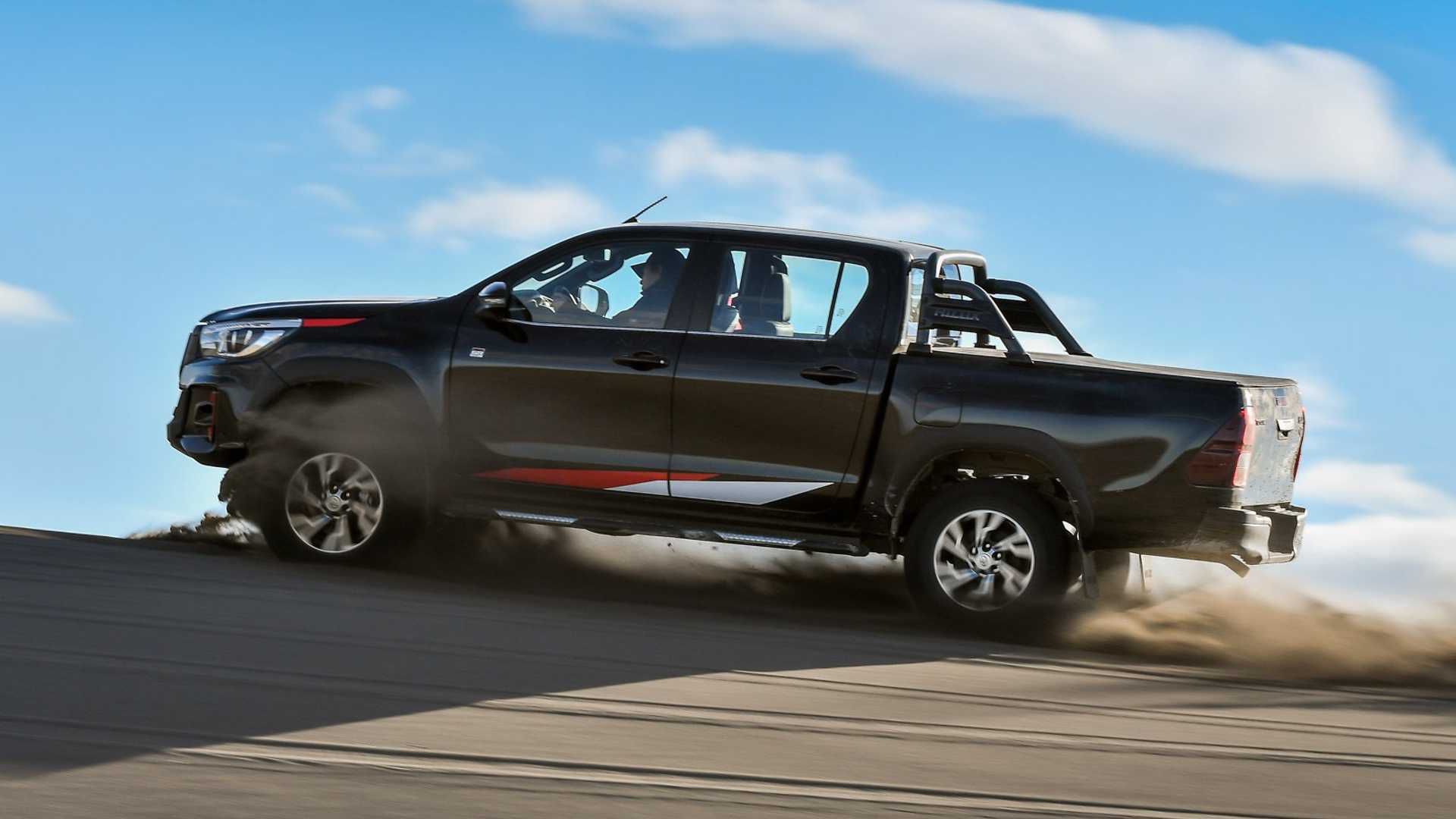 La Nueva Toyota Hilux Gr Sport Será Global Y Llegará A Fines De 2021