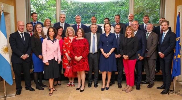 Alberto Fernández almorzó con más de 20 diplomáticos de la Unión Europea
