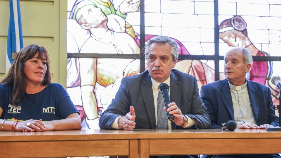 Alberto Fernández en el episcopado y piqueteros 20191113