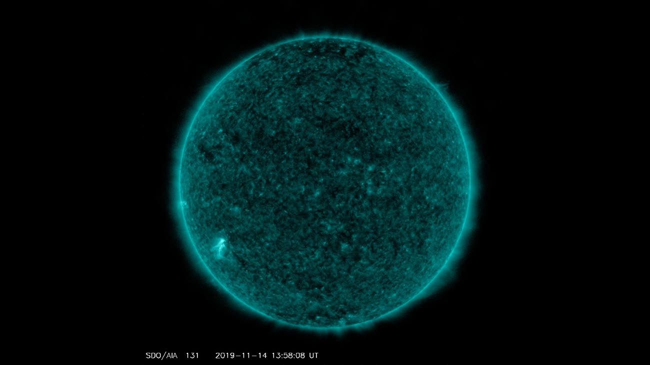 Mercurio pasa cada 116 días entre la Tierra y el astro, pero no siempre cruza el disco solar.