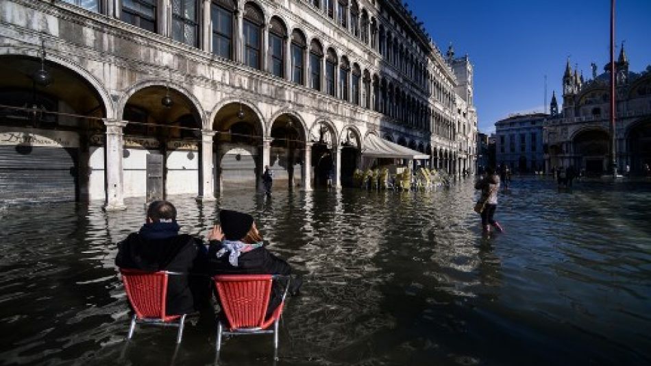18 fotos de la mayor inundación de Venecia en los últimos 50 años