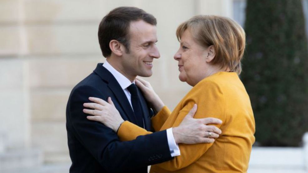 El francés Emmanuel Macron y la alemana Angela Merkel trabajan en impulsar su capacidad tecnológica.