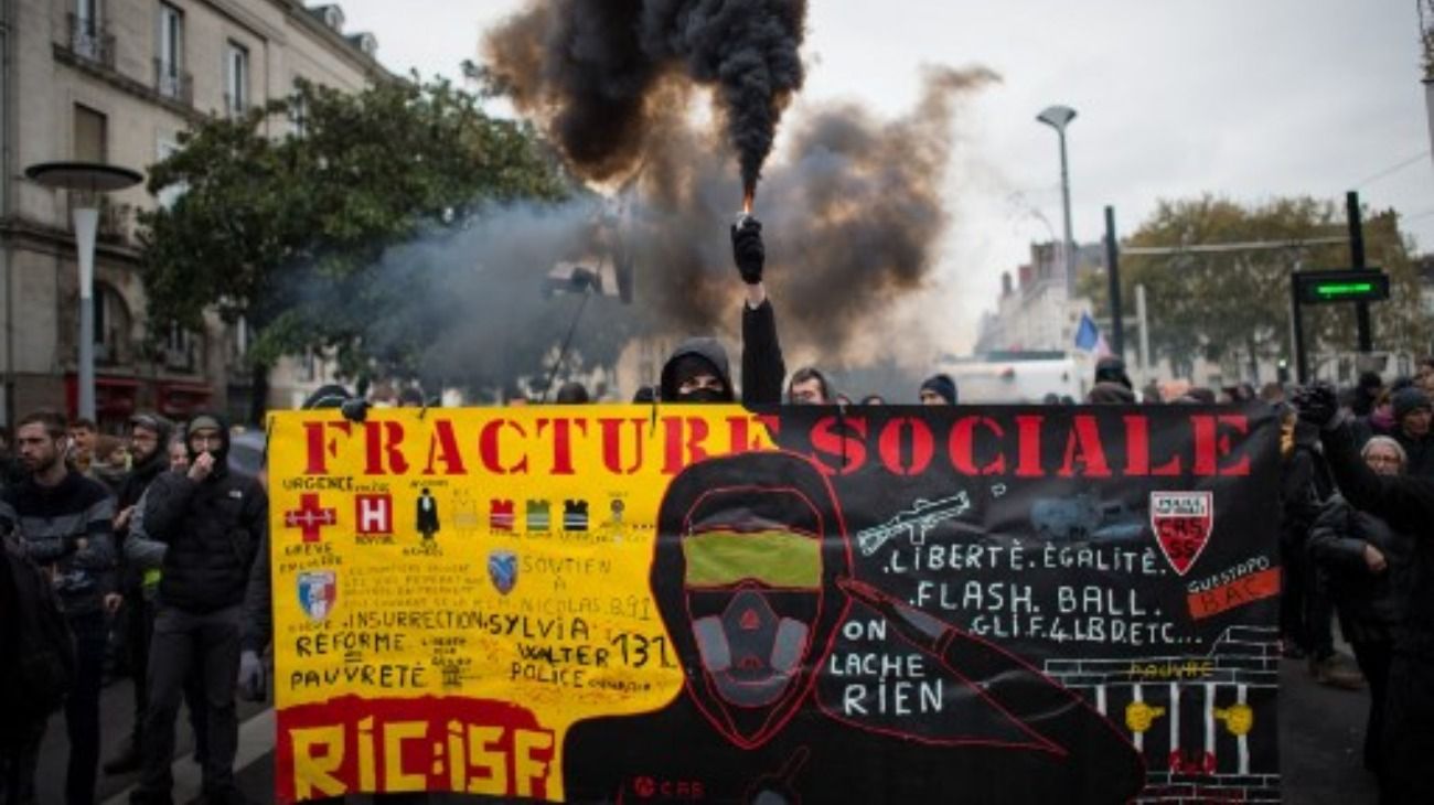 Aniversario de los chalecos amarillos en Francia.