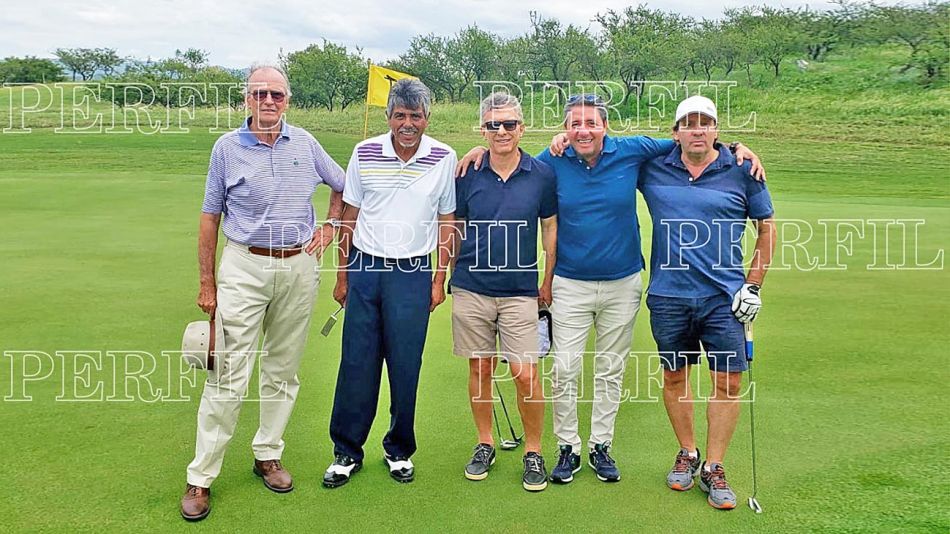 20191710_macri_golf_vacaciones_cedoc_g.jpg
