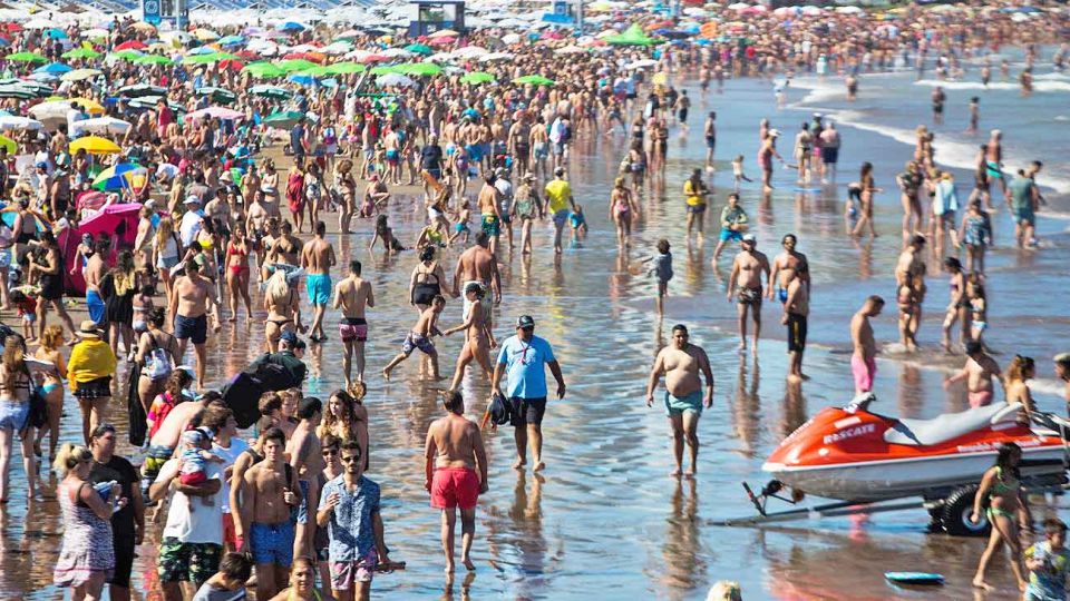 Donde van. Mar del Plata se ubica como la preferida para el verano. Repunta el NOA en el segundo puesto y Bariloche pasa al cuarto lugar.