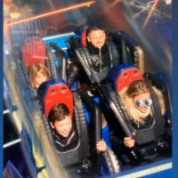 El álbum de fotos del viaje a Disneyland París de Eva Anderson y su familia