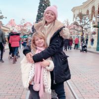 El álbum de fotos del viaje a Disneyland París de Eva Anderson y su familia