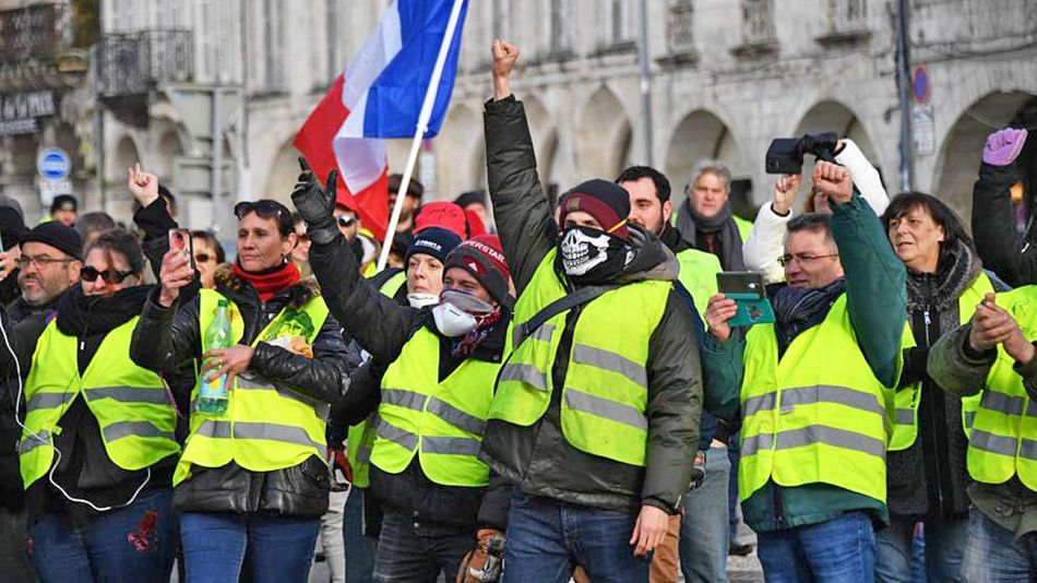 20192411_chalecos_amarillos_francia_cedoc_g.jpg