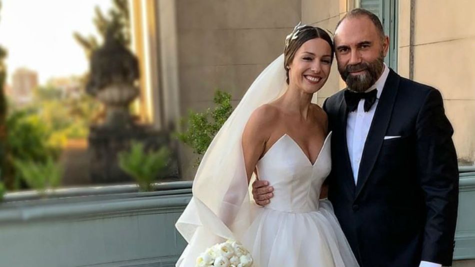 Casamiento de Pampita: Gabriel Lage respondió a las acusaciones sobre "la copia" del vestido 