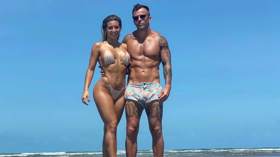 Sol Pérez y su novio incendiaron las redes sociales desde las playas de Brasil