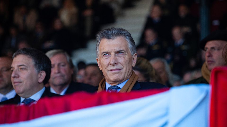 Macri y Dujovne en La Rural.