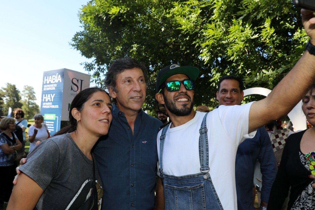 Es un espacio verde único de 22 hectáreas, en Fondo de la Legua y Panamericana. El predio que pertenecía a la armada será administrado por el Municipio. Cientos de familias se acercaron a la fiesta de apertura que se organizó para todos los vecinos.